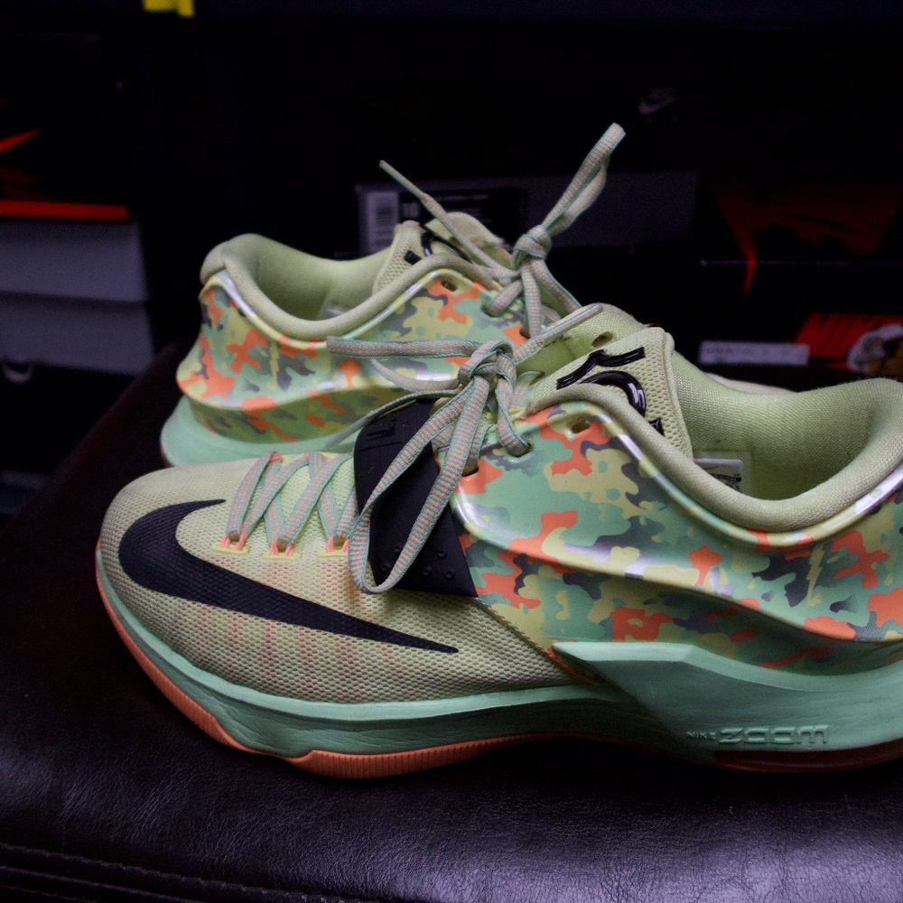 Nike KD VII size 8.5 Retro VTG vintage green camo
